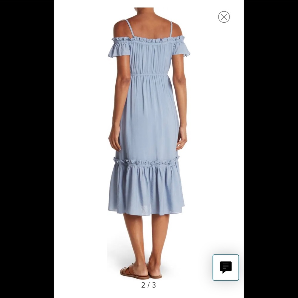 Cold Shoulder Tiered Midi Dress - Picture 3 of 3